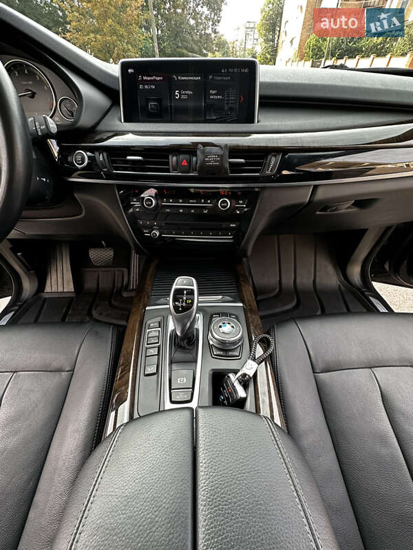 Внедорожник / Кроссовер BMW X5 2018 в Виннице