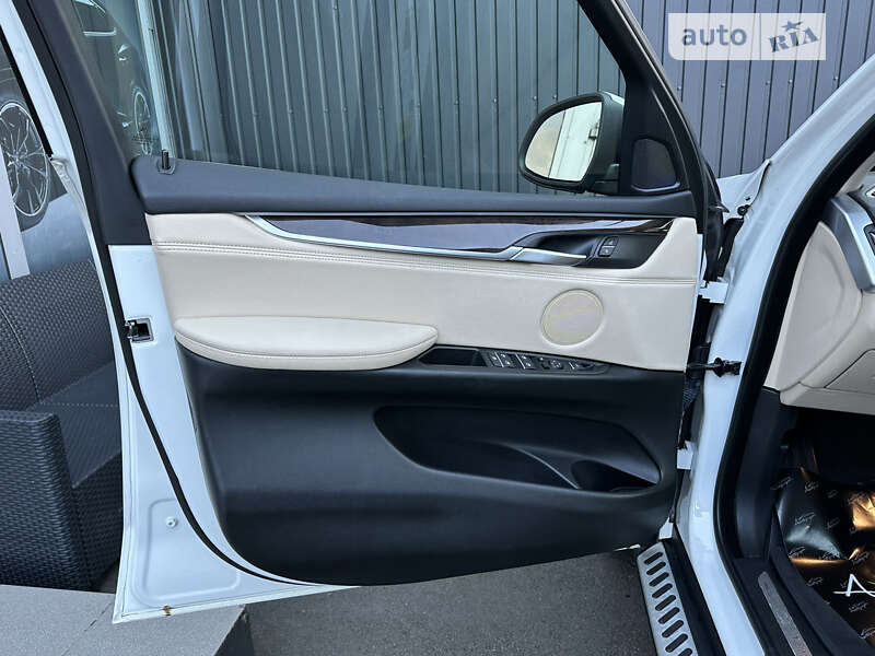 Внедорожник / Кроссовер BMW X5 2015 в Киеве