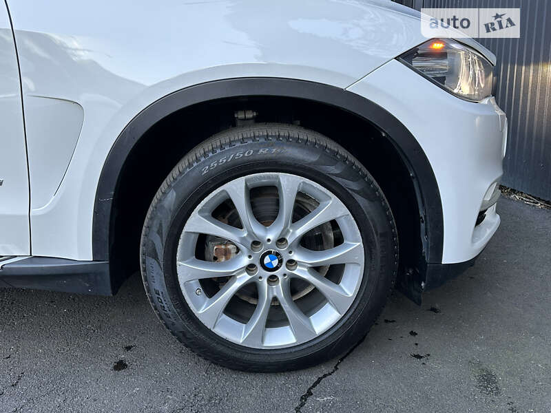 Внедорожник / Кроссовер BMW X5 2015 в Киеве