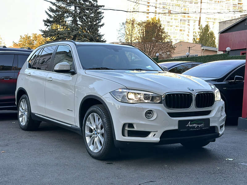 Внедорожник / Кроссовер BMW X5 2015 в Киеве