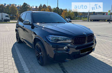 Позашляховик / Кросовер BMW X5 2015 в 