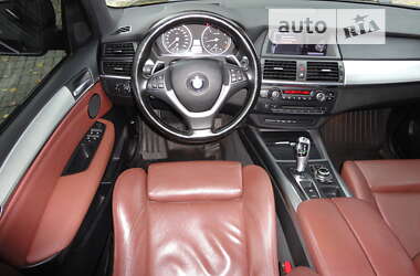 Внедорожник / Кроссовер BMW X5 2012 в Киеве