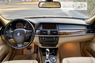 Внедорожник / Кроссовер BMW X5 2011 в Днепре