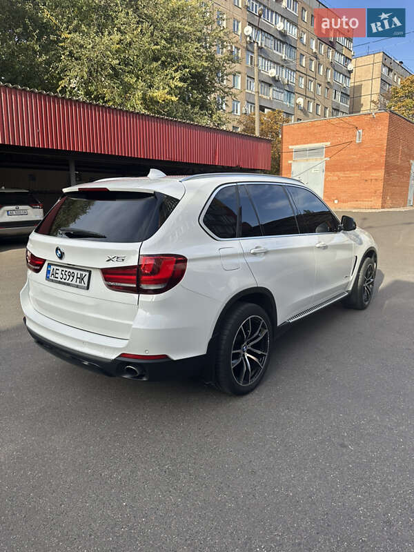 Внедорожник / Кроссовер BMW X5 2015 в Кривом Роге