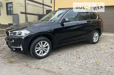 Позашляховик / Кросовер BMW X5 2015 в 