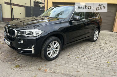 Позашляховик / Кросовер BMW X5 2015 в 