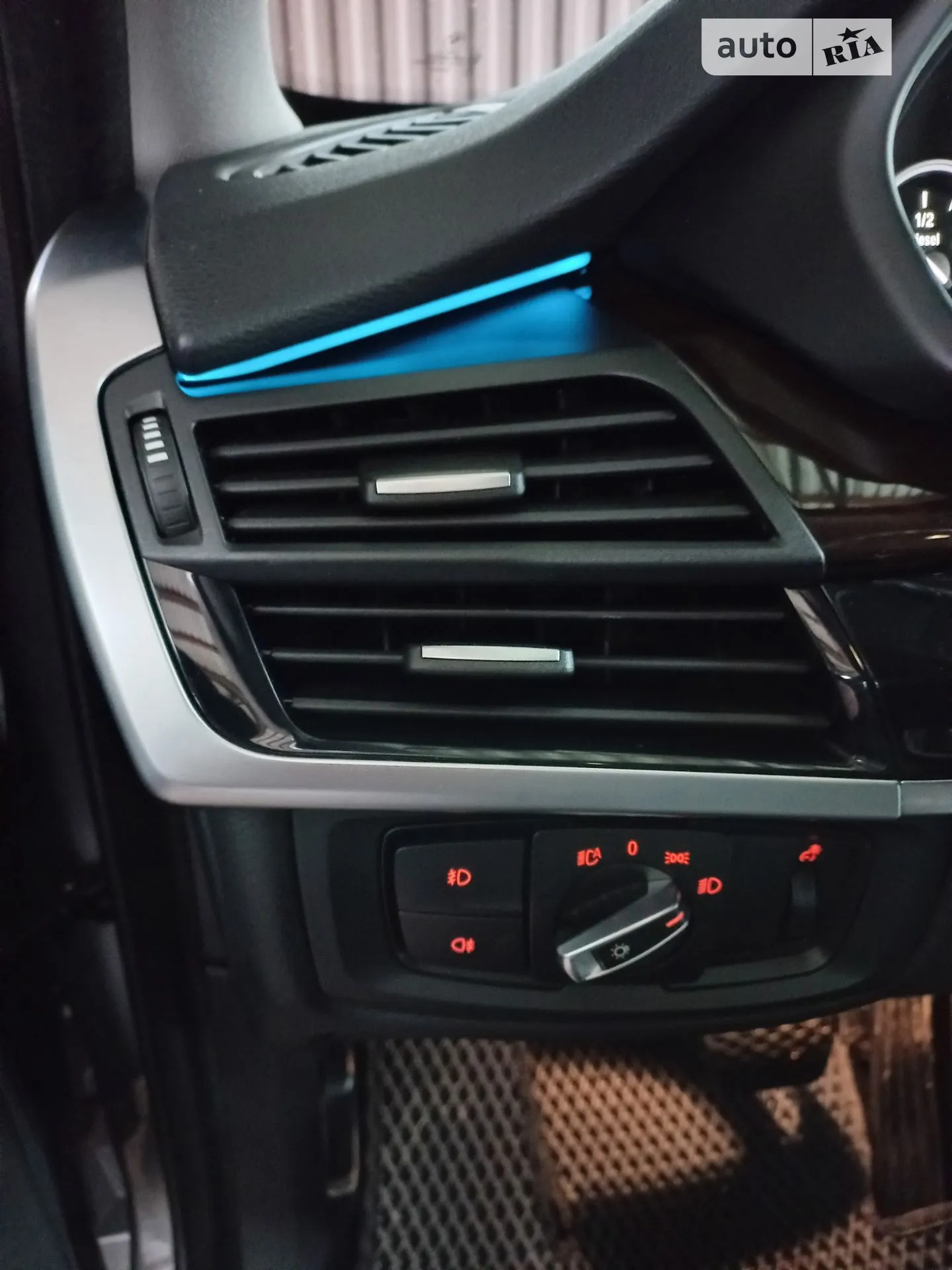 2017 BMW X5 - мініатюра 42