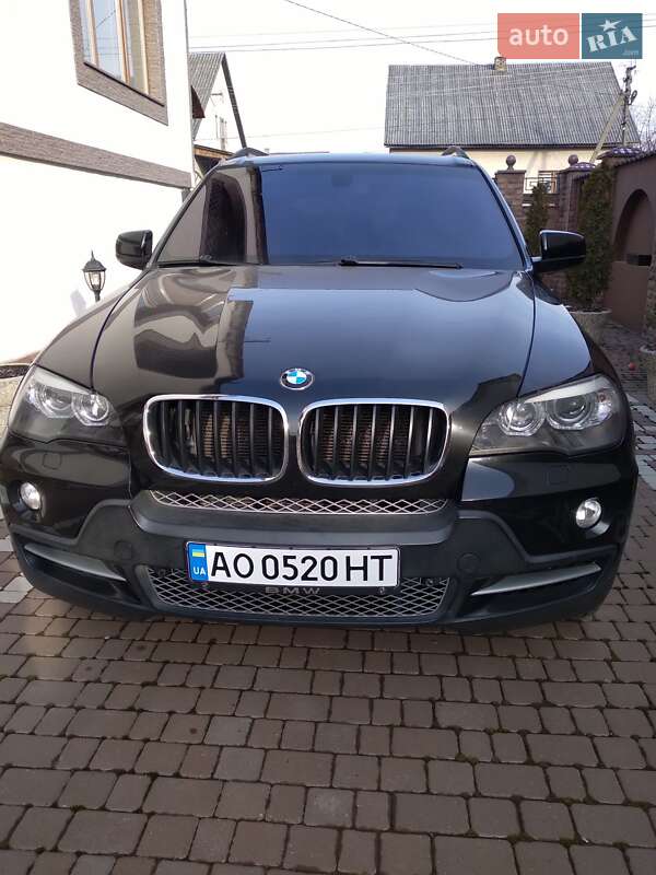 Позашляховик / Кросовер BMW X5 2007 в Тячеві