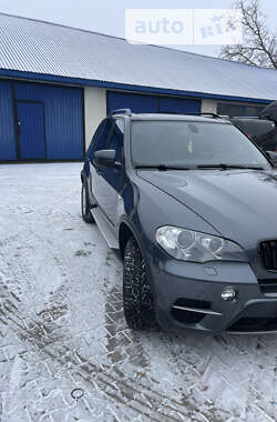 Внедорожник / Кроссовер BMW X5 2012 в Черновцах