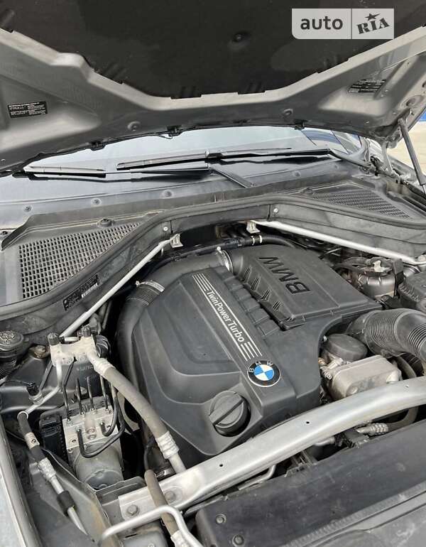 Позашляховик / Кросовер BMW X5 2012 в Миколаєві фото 3 Позашляховик / Кросовер BMW X5 2012 в Миколаєві