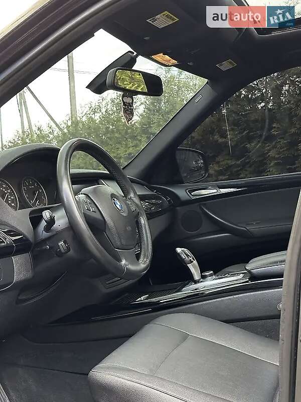 Позашляховик / Кросовер BMW X5 2011 в Харкові