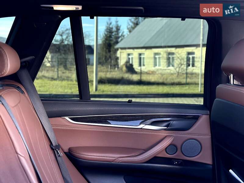 Позашляховик / Кросовер BMW X5 2017 в Косові