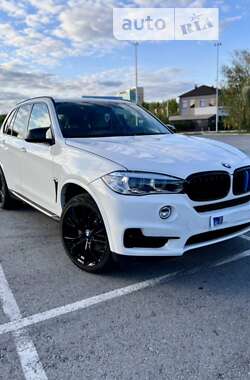 Позашляховик / Кросовер BMW X5 2015 в Дніпрі