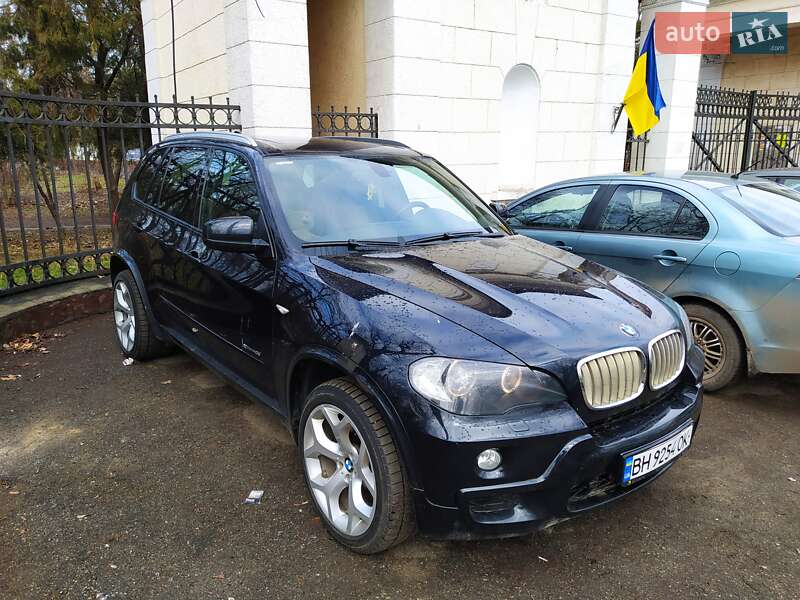 Внедорожник / Кроссовер BMW X5 2010 в Одессе