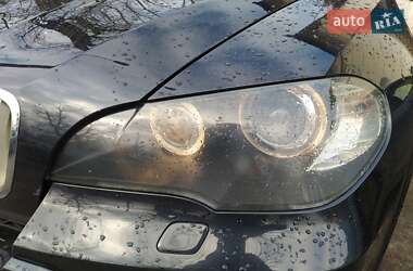 Внедорожник / Кроссовер BMW X5 2010 в 