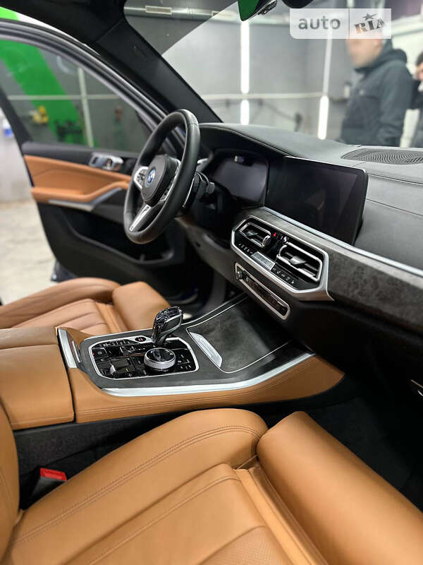 Позашляховик / Кросовер BMW X5 2022 в Львові
