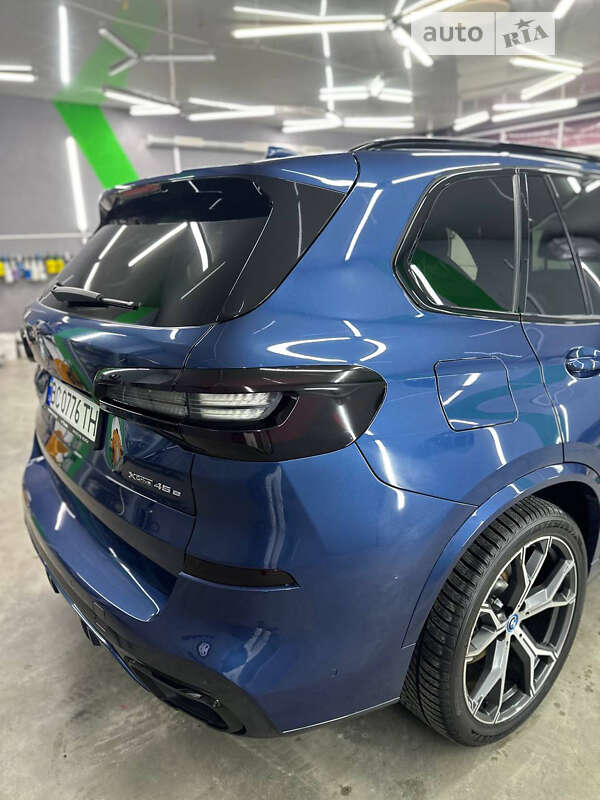 Позашляховик / Кросовер BMW X5 2022 в Львові