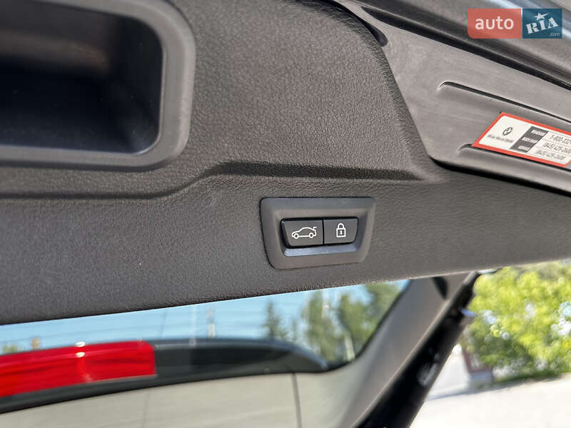 Позашляховик / Кросовер BMW X5 2014 в Чернівцях