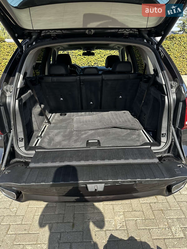 Позашляховик / Кросовер BMW X5 2014 в Чернівцях