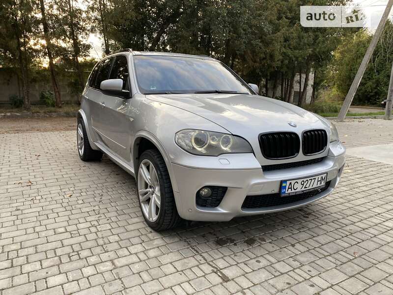 Позашляховик / Кросовер BMW X5 2010 в Луцьку