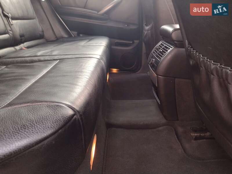 Позашляховик / Кросовер BMW X5 2004 в Одесі