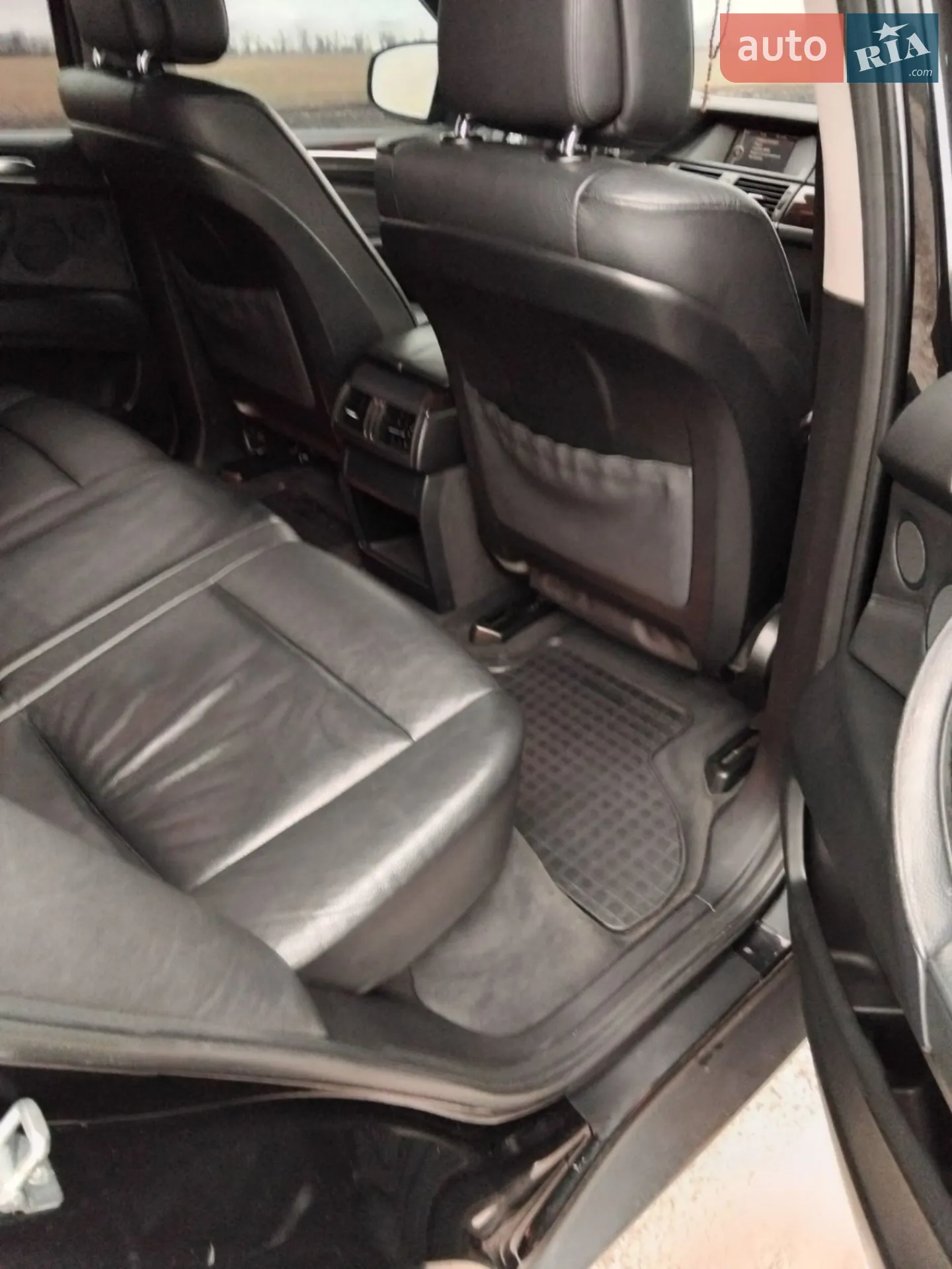 2011 BMW X5 - мініатюра 18