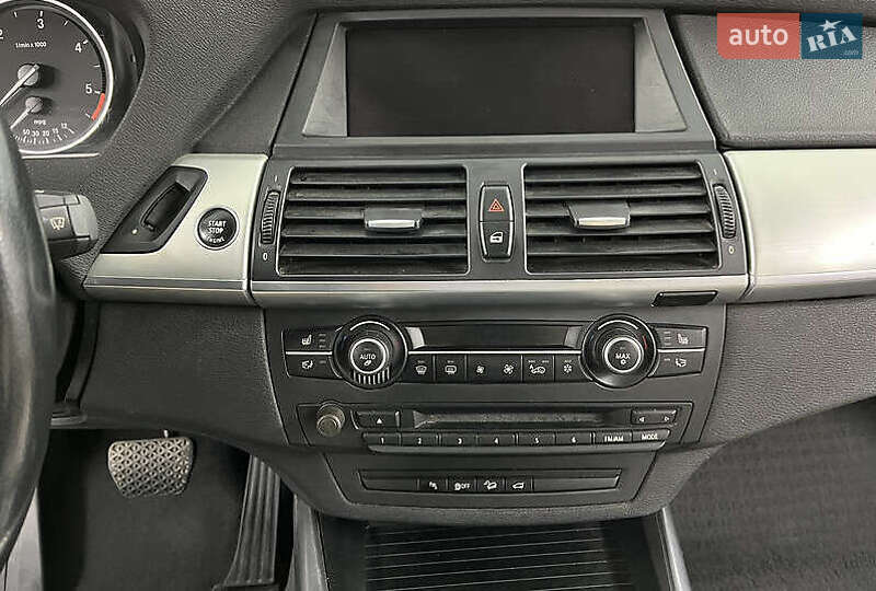 Внедорожник / Кроссовер BMW X5 2013 в Ровно