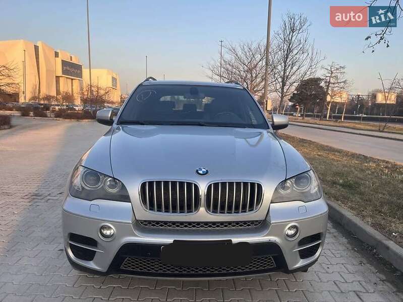 Внедорожник / Кроссовер BMW X5 2011 в Львове