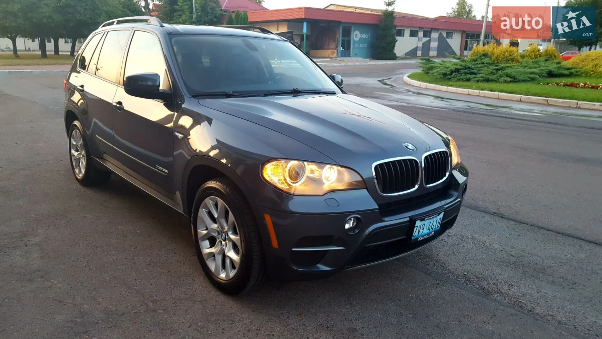 2010 BMW X5 - мініатюра 3