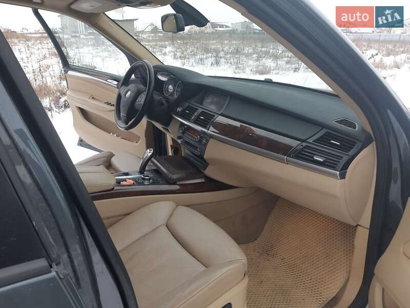 Позашляховик / Кросовер BMW X5 2012 в Умані фото 18 Позашляховик / Кросовер BMW X5 2012 в Умані