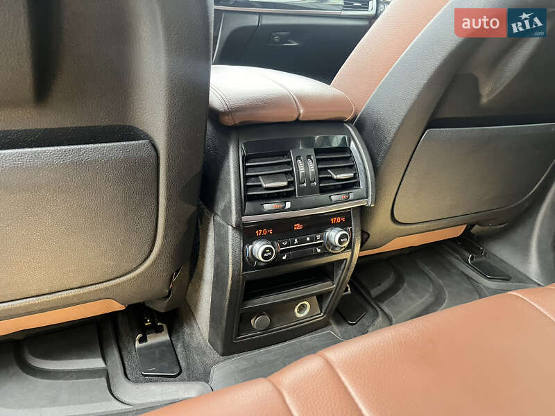 Позашляховик / Кросовер BMW X5 2014 в Львові фото 17 Позашляховик / Кросовер BMW X5 2014 в Львові