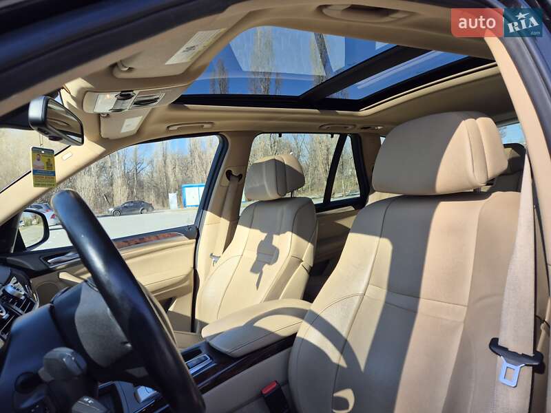 Позашляховик / Кросовер BMW X5 2010 в Запоріжжі