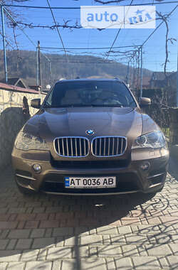 Внедорожник / Кроссовер BMW X5 2011 в Яремче