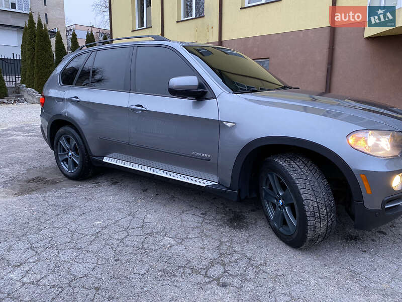 Внедорожник / Кроссовер BMW X5 2010 в Хмельницком