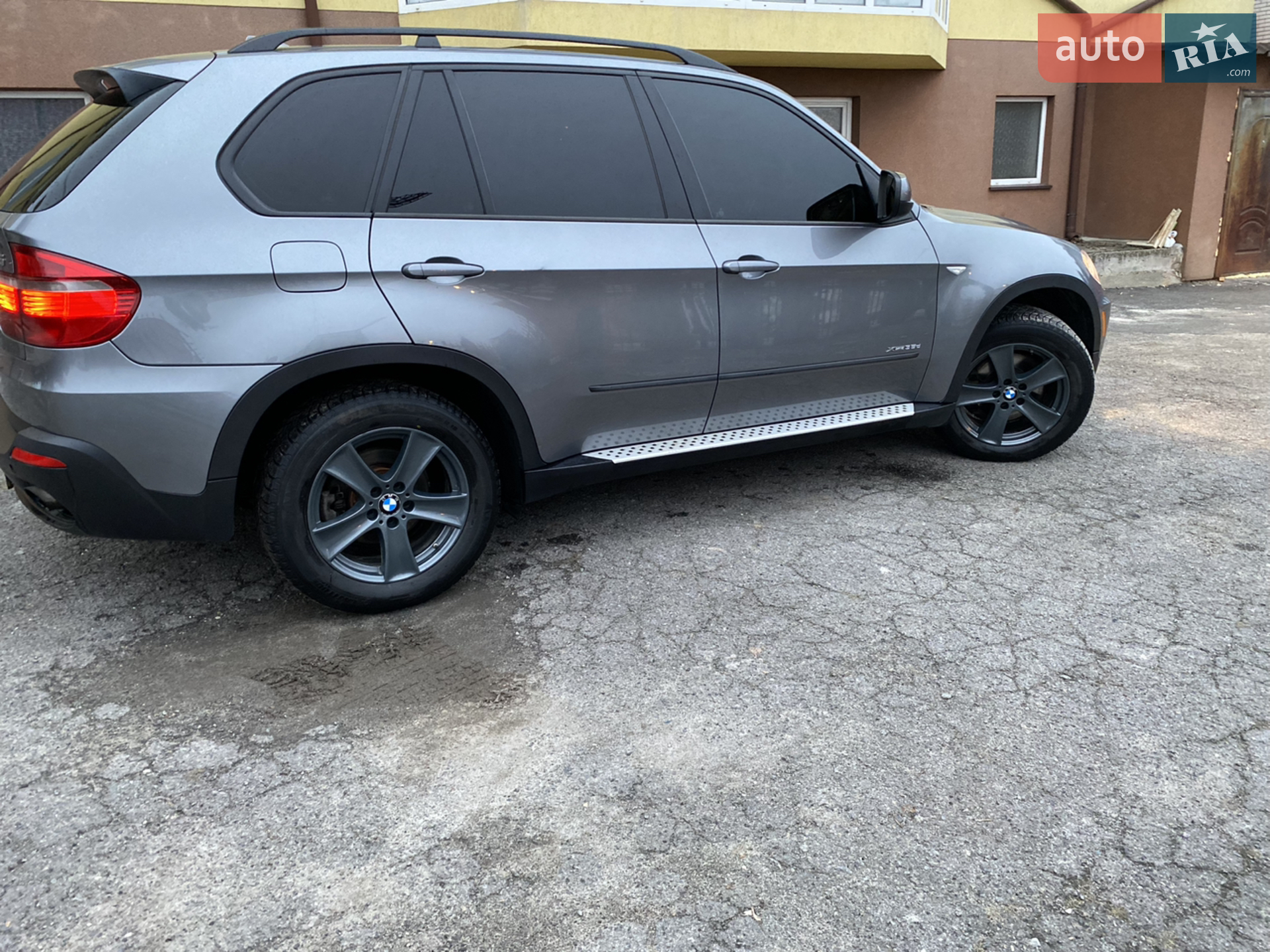 2010 BMW X5 - мініатюра 13