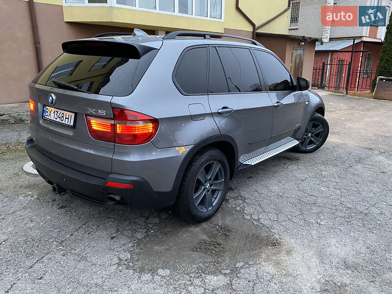 Внедорожник / Кроссовер BMW X5 2010 в Хмельницком