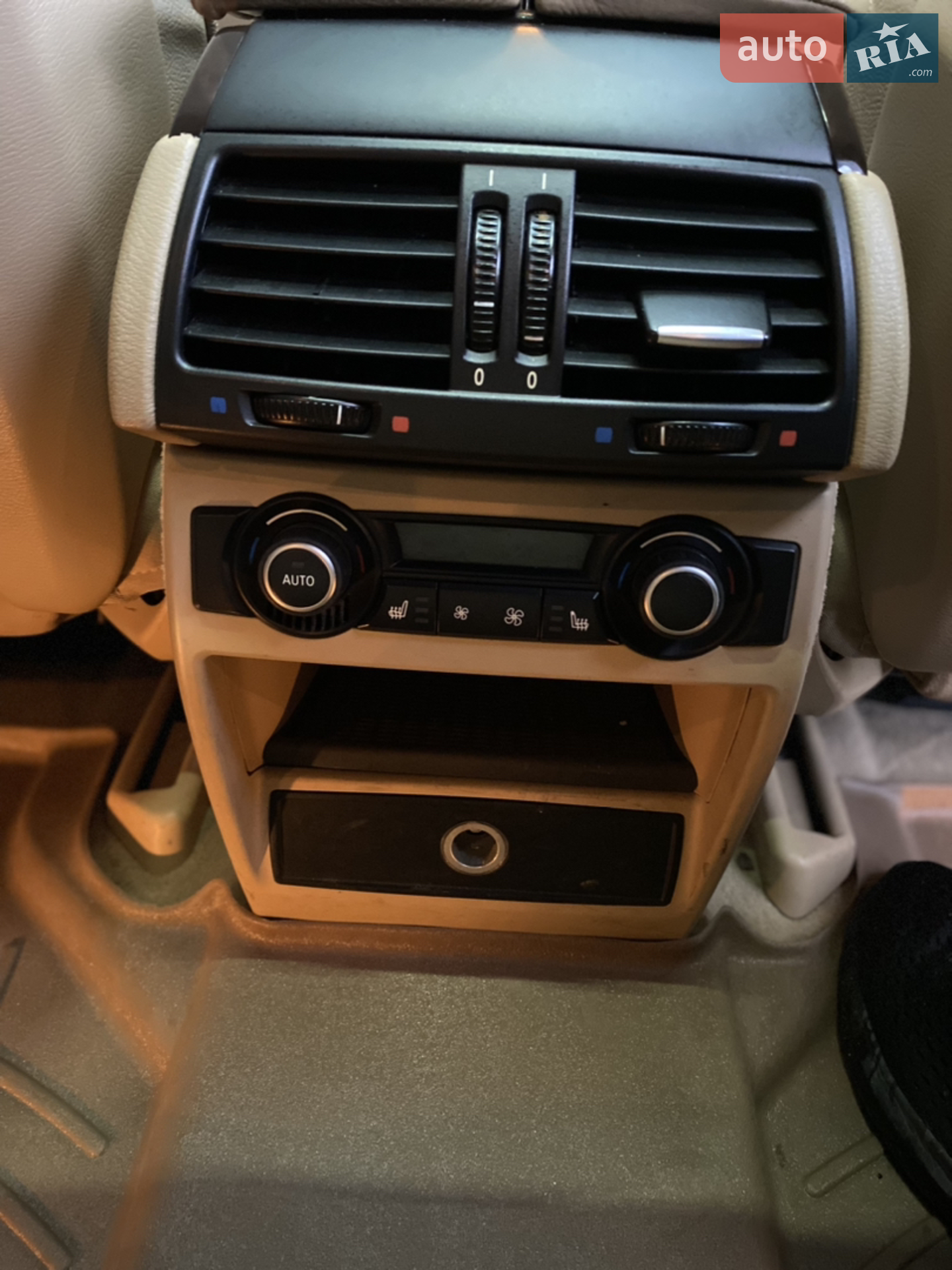 2010 BMW X5 - мініатюра 21