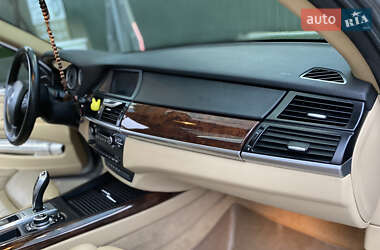 Внедорожник / Кроссовер BMW X5 2010 в Хмельницком