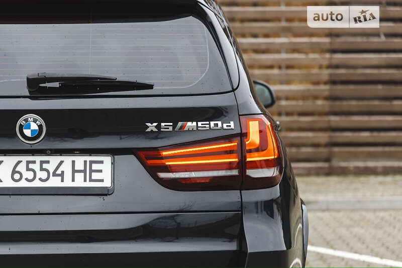 Позашляховик / Кросовер BMW X5 2015 в Луцьку