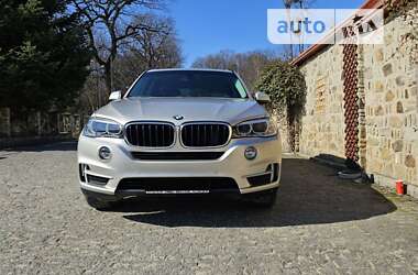 Внедорожник / Кроссовер BMW X5 2014 в Черновцах