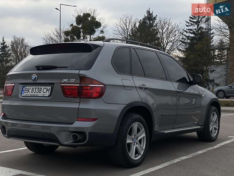 Позашляховик / Кросовер BMW X5 2012 в Рівному