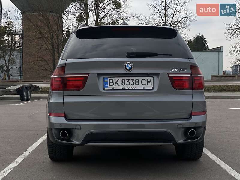 Позашляховик / Кросовер BMW X5 2012 в Рівному