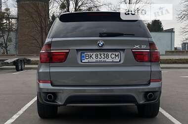 Внедорожник / Кроссовер BMW X5 2012 в Ровно