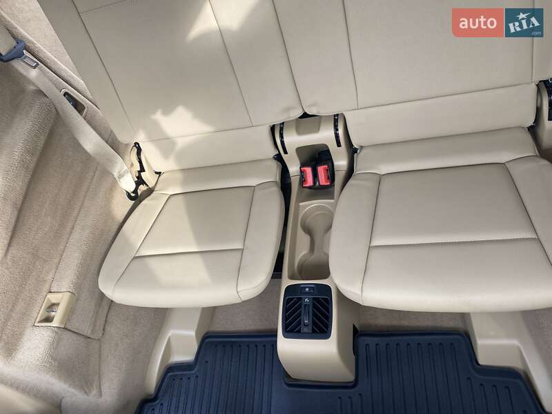 Позашляховик / Кросовер BMW X5 2012 в Рівному