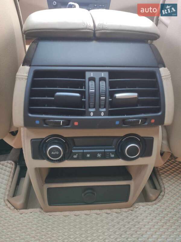 Позашляховик / Кросовер BMW X5 2007 в Запоріжжі