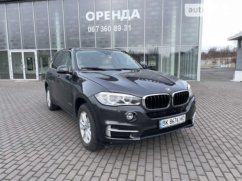 Позашляховик / Кросовер BMW X5 2014 в Луцьку