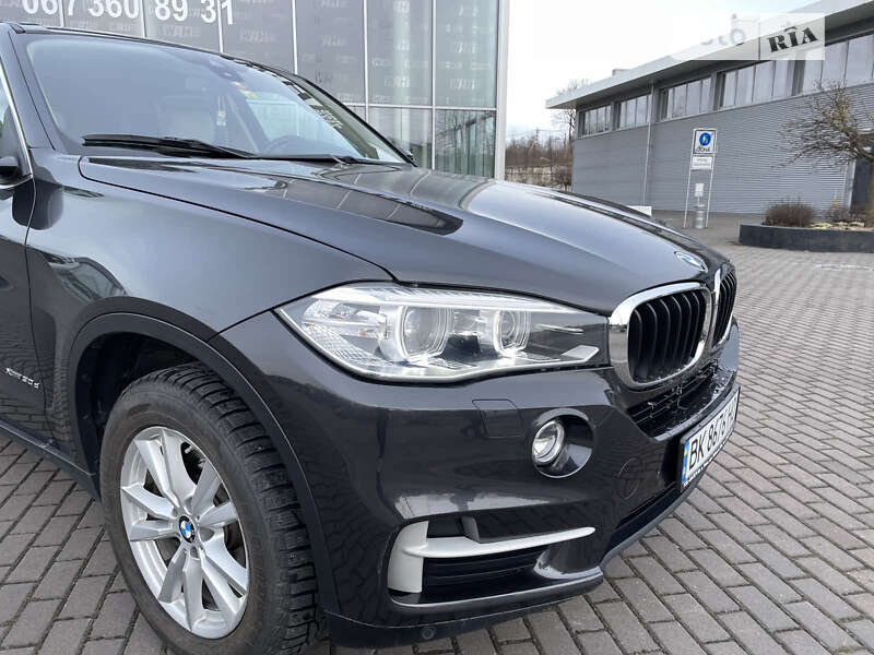 Позашляховик / Кросовер BMW X5 2014 в Луцьку