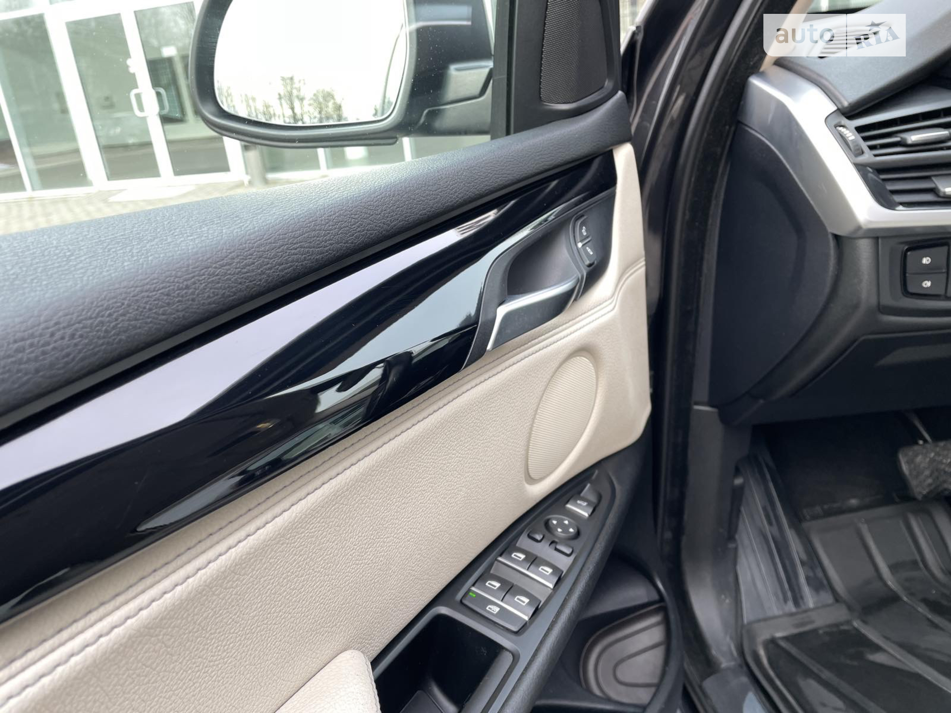 2014 BMW X5 - мініатюра 31