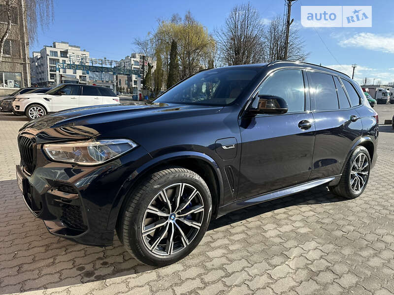 Позашляховик / Кросовер BMW X5 2022 в Львові