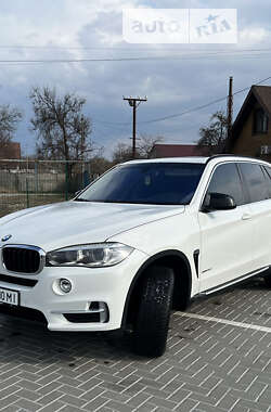 Позашляховик / Кросовер BMW X5 2015 в Дніпрі